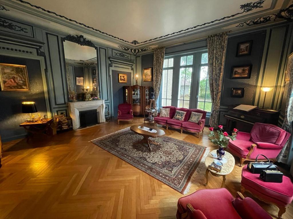 Saint-Léonard-de-Noblat Chateau Maleplane B&B 외부 사진